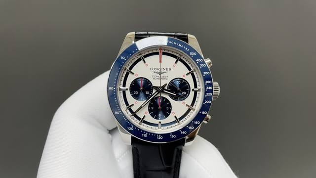 浪琴 Longines-浪琴 R71 康卡斯 悦动凭借其独特的设计 实用的功能和舒适的佩戴体验 成为了一款备受推崇的精品时计 1字面是独特的 熊猫眼 主要有 黑