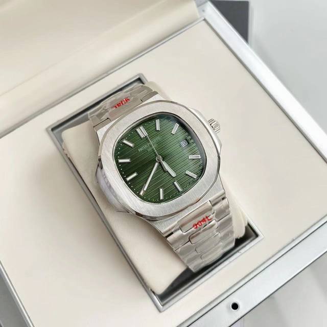 2630年度升级爆款 鹦鹉螺系列男士腕表新增官方同步色系 提升配件细节 吻合度 机芯 搭配Gd专注全新日本原装进口8215机芯 兼承优质 稳定的高性势 0返修顾