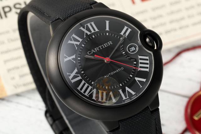 Af蜕变归来 卡地亚42Mm蓝气球系列腕表 延续以往优异的产品质量更换全新包装和全新防伪标 让高品质更有识别性 表壳 直径42毫米 原装一致 精钢材质表壳 最顶