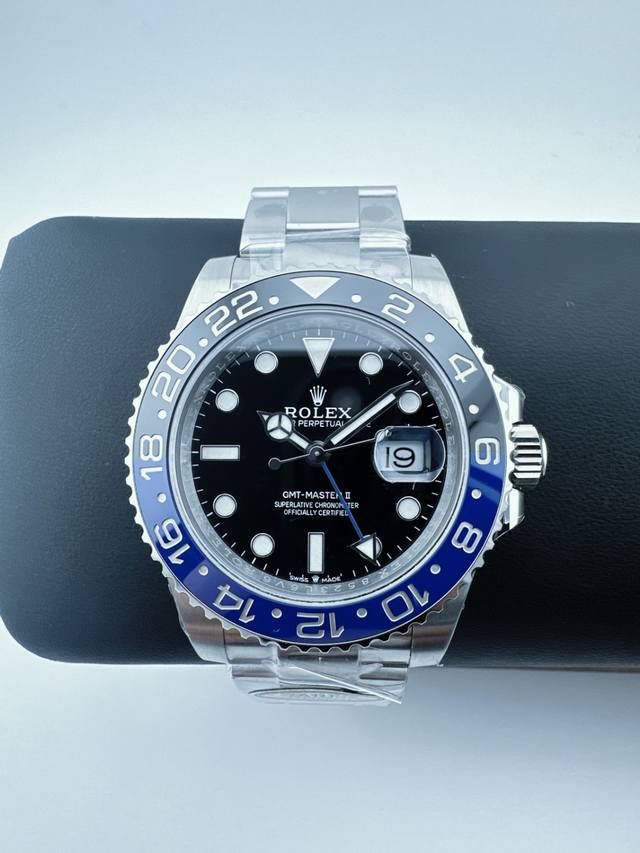 Arf劳力士Gmt格林尼治升级版 采用一致904L钢材 一体成形的陶瓷白金字体圈口与一致 全新3285一体机芯 同步Gmt针通过正反调时间及日历 配件通用原装