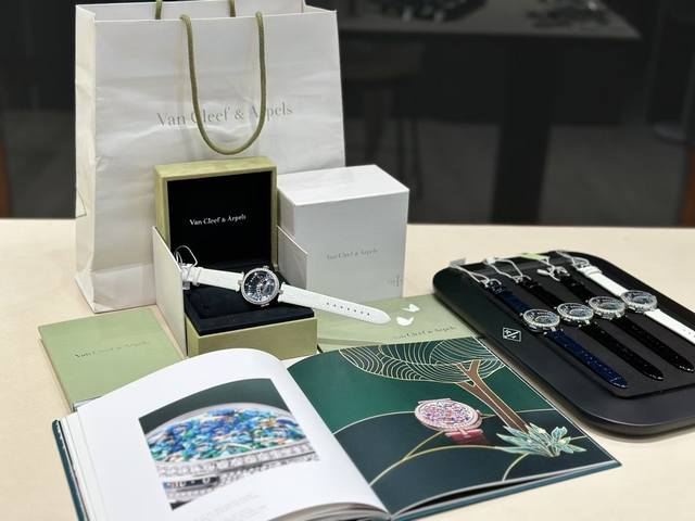 独家实拍 认准品质与细节 梵克雅宝-Van Cleef&Arpels最新V2版侧面钻 诗意复杂功能系列 恋人之桥最浪漫的手表 瑞士定做石英机芯 蓝宝石玻璃镜面