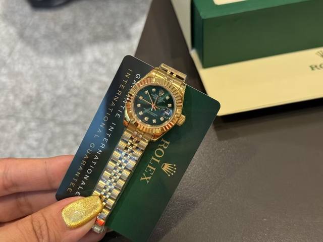 配图片全套包装 劳力士 日志系列经典女款 小红书火爆款 天然彩贝 今年超火的绿色 表盘采用A级 牙签全钢壳 彰璀璨夺目 设计显出独特高贵优雅女神气质 高端大气