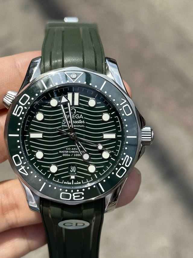 推荐款 新颜色仙人掌绿 海马 米系列 全自动机械表