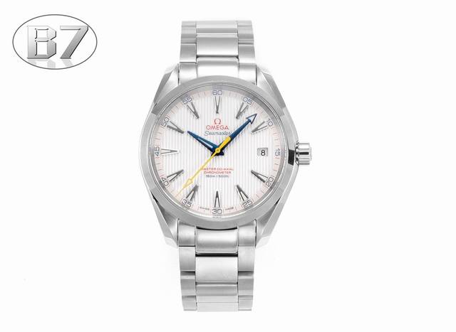 B7 Factory 海马150强势来袭 采用独家专用8500黑色摆轮机芯 摆幅28800 双卜双面镀蓝蓝宝石玻璃 钢带通用原装 超强防水150米 质量稳定 欢