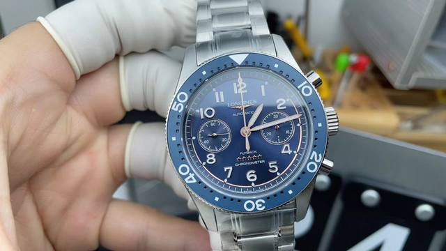 Af致敬最高荣誉 浪琴先行者系列 五星上将 腕表 承传一众海 陆 空盛名的开创先锋所信赖的Longines时计精髓 延续以往优异的产品质量更换全新包装和全新防伪