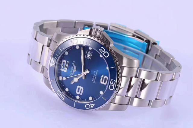 性价比之王 浪琴康卡斯水中霸主 荣耀降临 劈波斩浪 勇往直前 Zf出品 必属精品 表壳 腕表尺寸41X12Mm 316L精钢壳套完美无瑕 打磨工艺高超 Zf延续