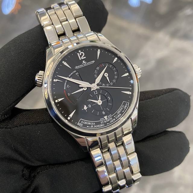 Twa出品 积家地理大师最强版本: 指针采用与正品一致的阴阳针 先将指针喷砂后进行一边打磨 报废率非常高 成品率极低 喷砂字面整体带有放射纹路 小盘车Cd纹工艺