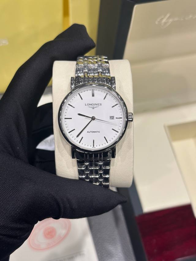 独家实拍图浪琴瑰丽系列 浪琴-瑰丽系列2025最新原装陀片升级版以最大限度的追求外观细节同步 机芯 均搭载专注而制0返修 2813机芯全自动机械表 走时精准 性