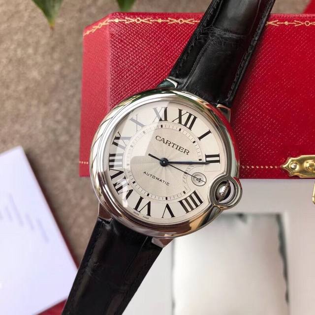 卡家蓝气球系列男款42Mm机械到货 配送钢带 机械表相比石英表虽然高端 但好多人并不是很了解机械表 所以可能因操作或常识性问题相比石英款会多出很多问题 利润还没