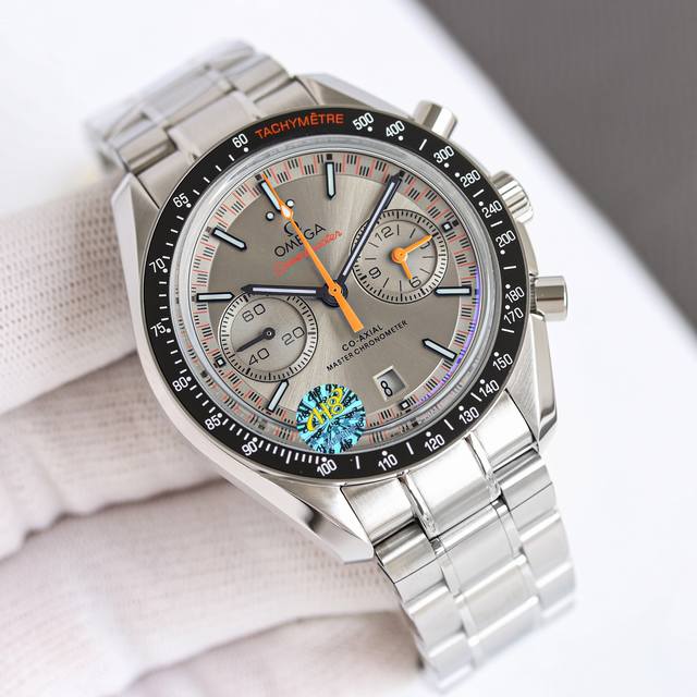欧米茄赛车计时码表 Speedmaster Tvs自主研发自制9900机芯 3点盘为 12小时 和 60分钟 累积计时盘 所有功能及外观与原版一致 Tvs匠心之