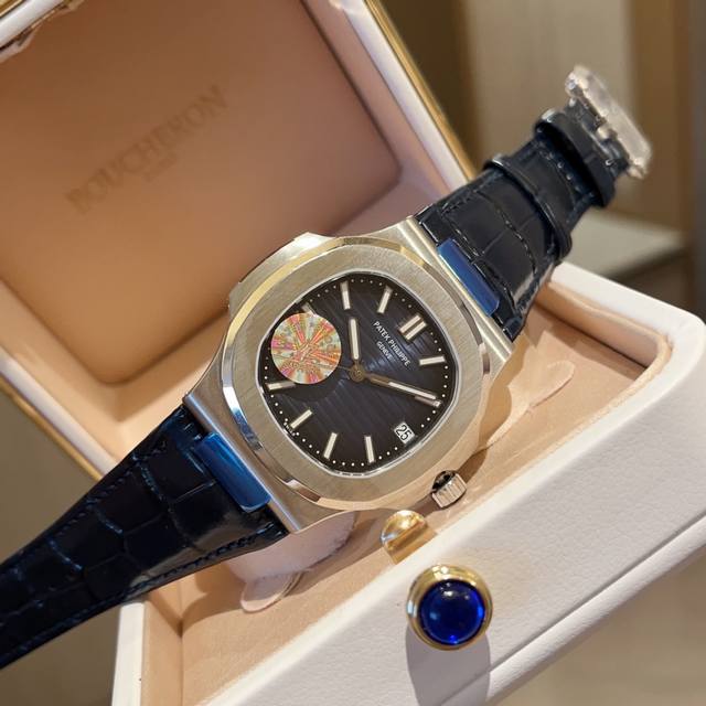 百达翡丽运动优雅系列5711 1A-014腕表 904L精钢表壳表带 4813自动机械机芯 直径40毫米 厚度 毫米 蓝宝石玻璃镜面 百达翡丽鹦鹉螺5711全新