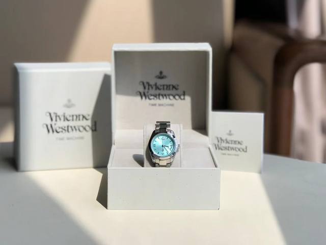 支持香港 美国直邮 vivienn Westwoo 西太后 新款彩盘土星 日本精工Vj12机芯 非人为因素机芯质保两年 第一色30来只3-5天交付 下一加7-9