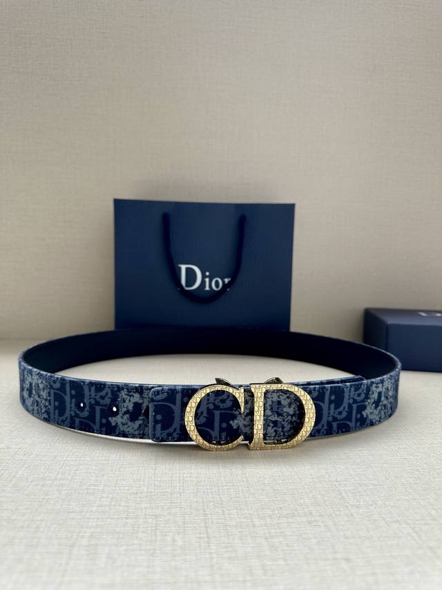 Width 3.5Cm This Reversible Belt Is Made Of 35Mm Blue Denim And Smooth Cowhide O