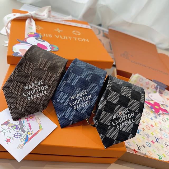 Special Tie Made Of Mulberry Silk Decorative Thread Blended With Brand Elements