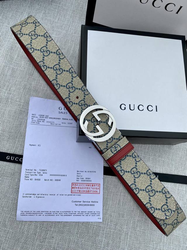 Width 4.0Cm Gucci's Latest Double-Sided Belt. One Side Is Gg Supreme Canvas. The