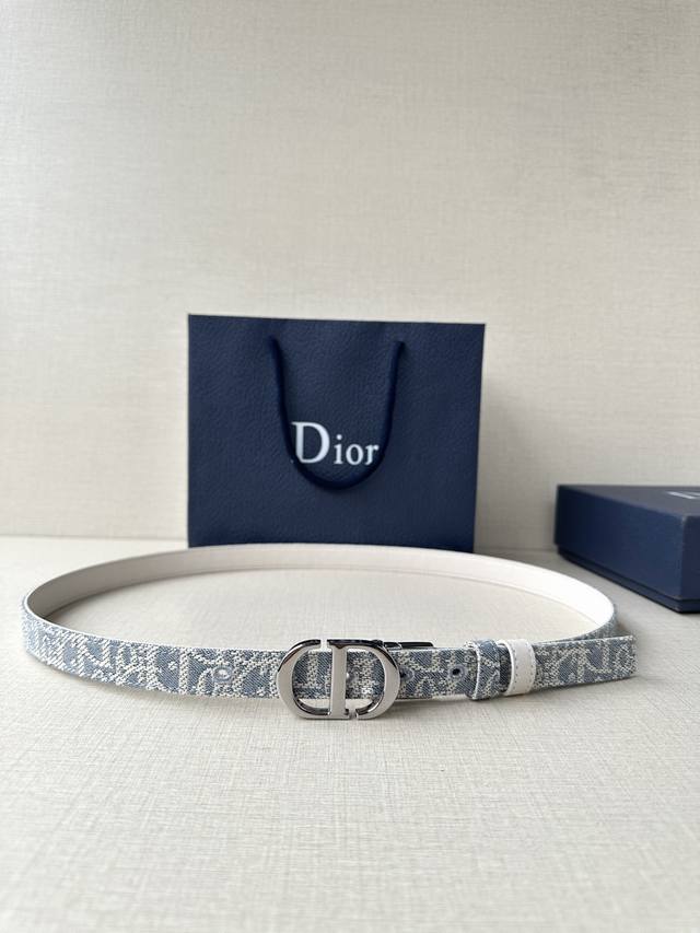 Width 2.0Cm Dior Inspired By The Iconic Bag Of The Same Name The Montaigne Belt