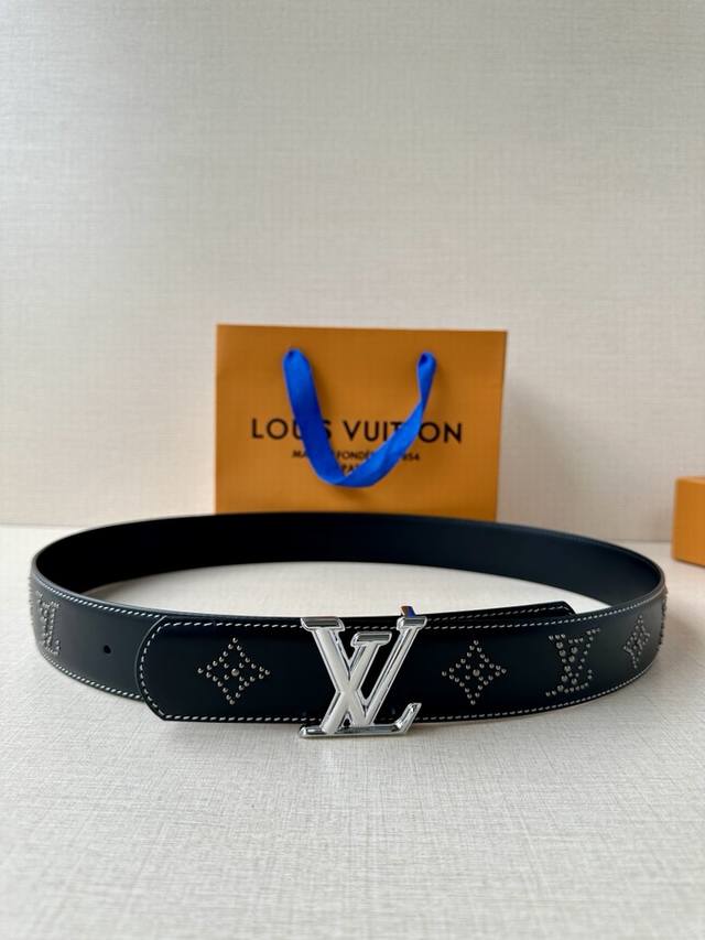 Special This Size 4.0 Wide Lv Belt Is Made Of Smooth Leather And Is Decorated Wi