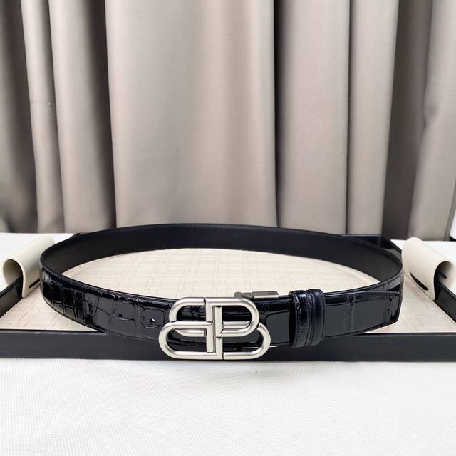 alenciaga Bb Narrow Belt This Bb Belt Is From Balenci Design Details Front Bu