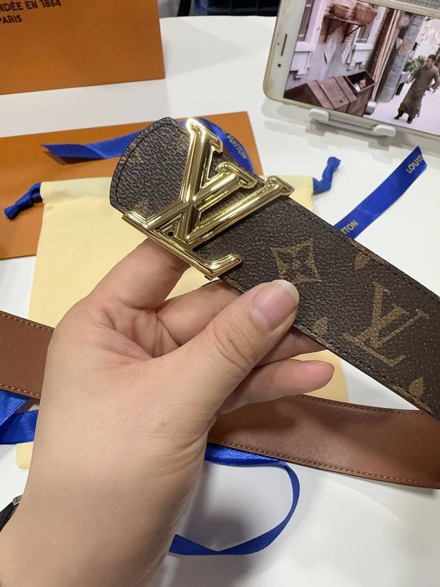 lv Louis Vuitton Full Set Of Packaging 40Mm Width Genuine One-Piece Casting H