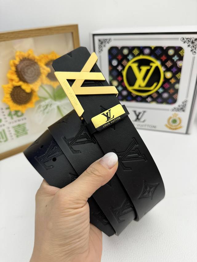 Product Name: Lv..Louis..Vuitton Original Material: Original Cowhide Belt 100% T