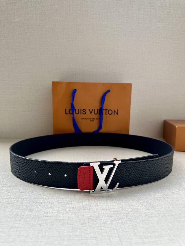 lv4.0 Wide Shadow Belt Has The Classic Style Of Monogram Shadow Leather And T
