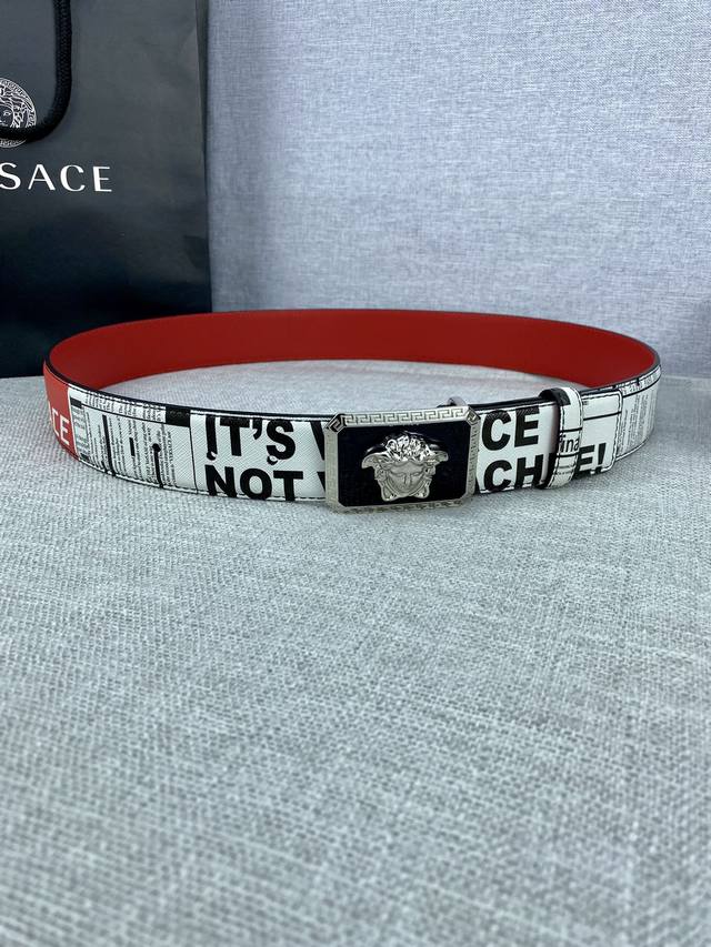 Width 4.0Cm Versace This Palazzo Belt Is Made Of Cowhide Leather And Decorated W