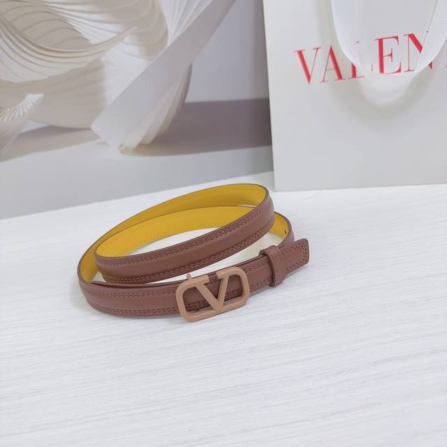 cm Valentino Belt Double-Sided Top Layer Cowhide Leather Length. 75.80.85.90.