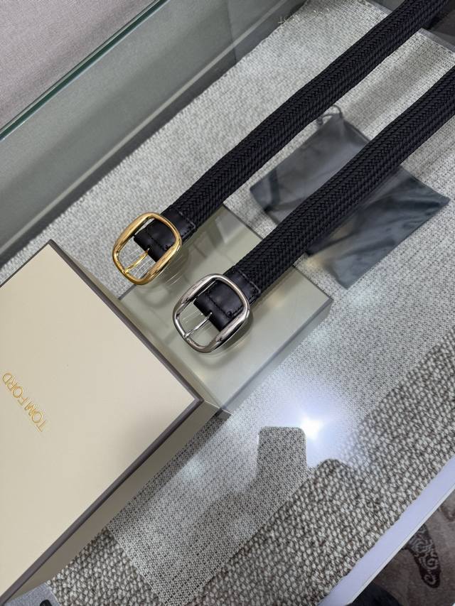 Tom Ford's Latest Popular Double-Sided Top-Grain Cowhide Counter Sync 3.8 Width