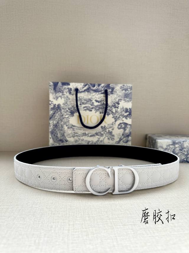 width 3.5Cmthis 35Mm Double-Sided Belt Combines Elegance And Modernityone Sid