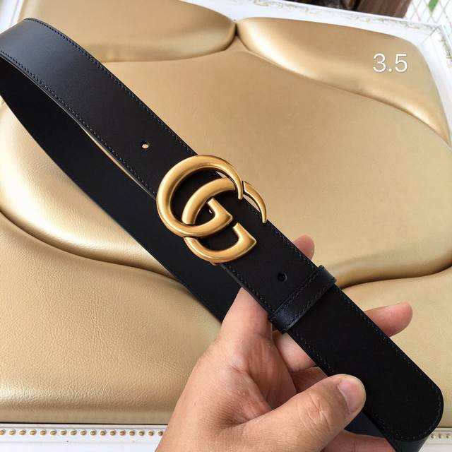 Loro Piana Lp2660Ss new spring and summer product, knitted short-sleeved round n