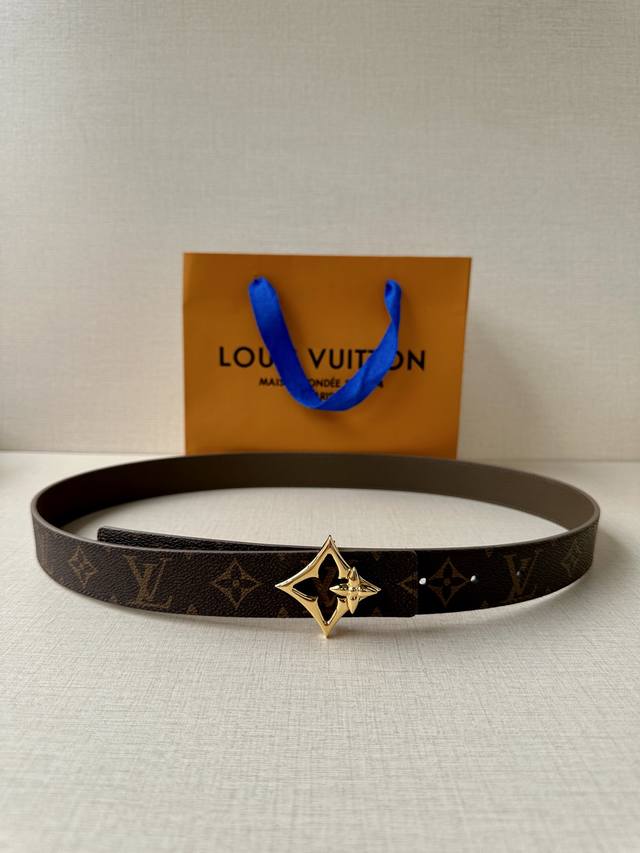 Loro Piana L new work, micro-outline short-sleeved round neck T-shirt set, The m