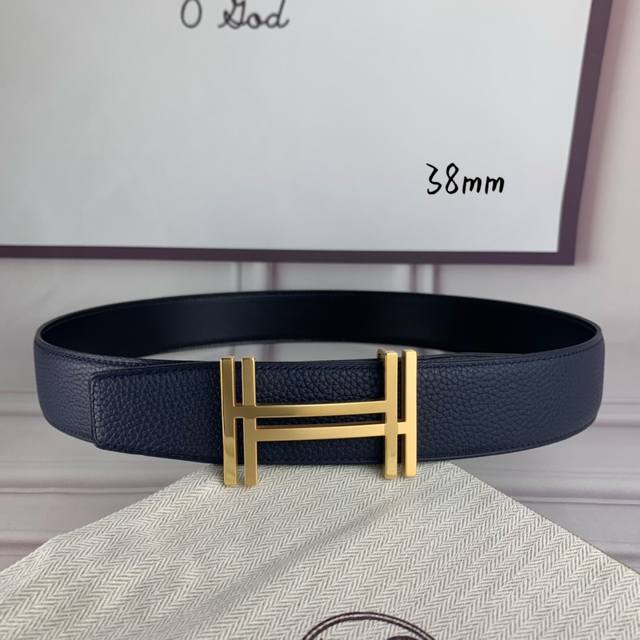 Louis Vuitton Lv Haute couture fabric is as smooth as jade silk. New products fo