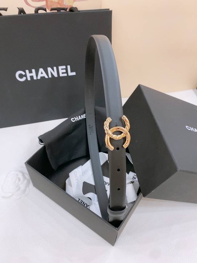 Thom Browne "Never Out of Style" Tb water ripple yarn-dyed classic sweatshirt ro