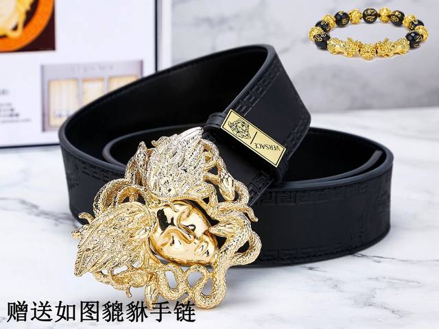 Fendi 2025 Spring and Summer new models are launched in the counter. The latest