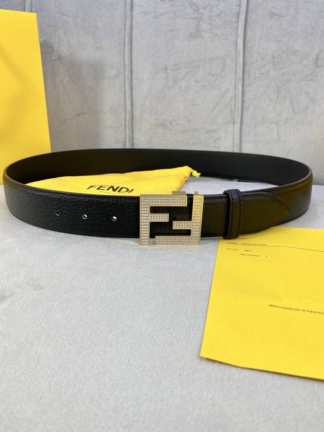 Celine 25 Spring/Summer new unisex couple's casual loose cotton round neck short