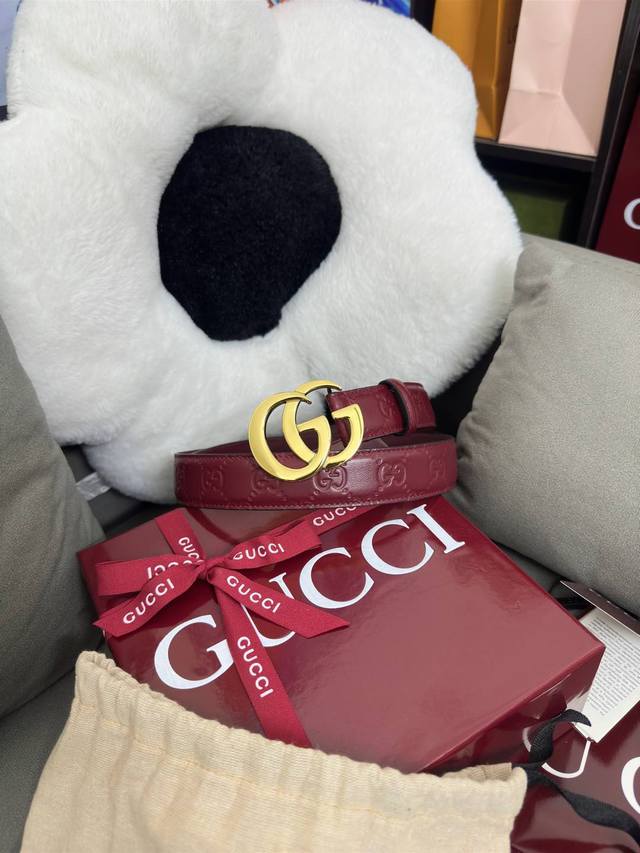 Fendi 2025 summer new short-sleeved T-shirt! Customized exclusive pure cotton fa