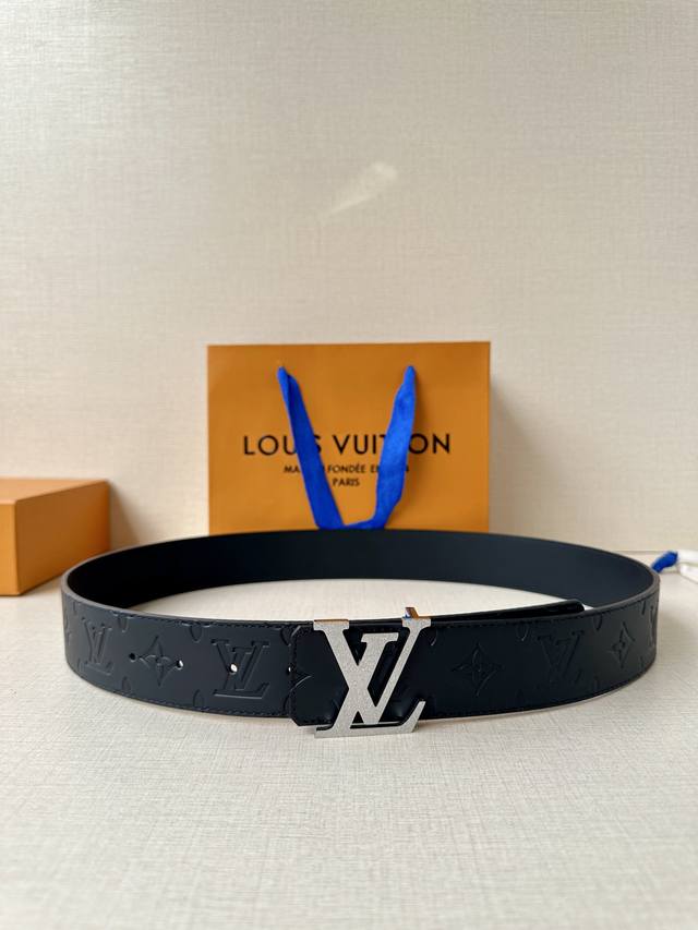 Gucc Drawstring Embroidery Casual Pants Fashion Series, unique design, drawstrin