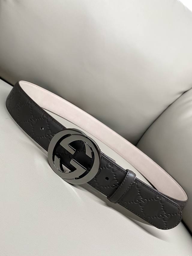 Pra*Da Prada autumn and winter new products are on sale! High-end denim, versati