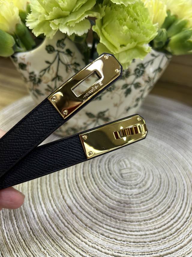 Arc* Arc'teryx 2025Fw Spring/Summer new round neck T-shirt for outerwear, three-