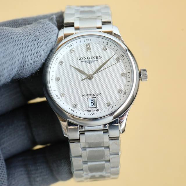 白金 Tw浪琴名匠6字位系列 原版开模 钢带皮带同价 下单送专柜双面牛皮开关生耳皮带 前后蓝宝玻璃 所有配件与正品100%可互换通用 机芯采用最新的2892改L