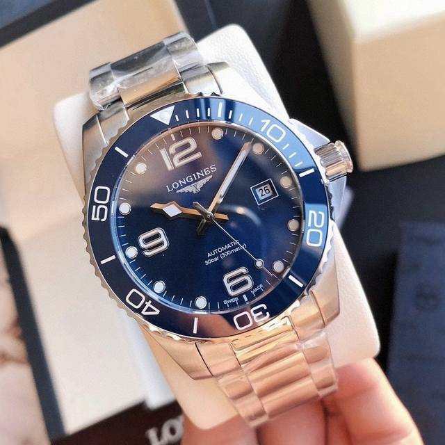 浪琴康卡斯 2025年度强势升级爆款，41Mm康卡斯钢带款男士腕表珊珊而至 作为品牌方力荐爆款，康卡斯得以一直热销，耗费重金、长时间追求完美尽管上市稍晚，但是品