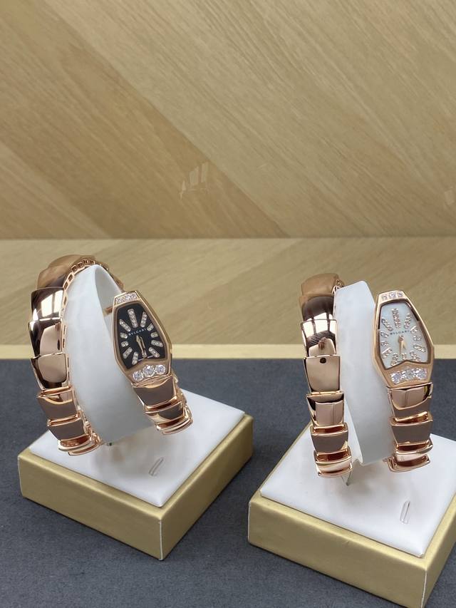 宝格丽 光身玫瑰金两圈蛇