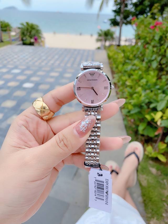 阿玛尼、母亲节优选原单1：1品质最高版本 直径：32Mm精钢表带表壳表扣螺丝原装进口机芯送礼绝对牛