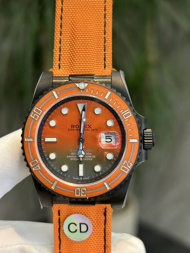 独家实拍图Rolex劳力士 水鬼系列 碳纤维 Diw Submariner Parakeet 新品定制款Sub水鬼，3135机芯