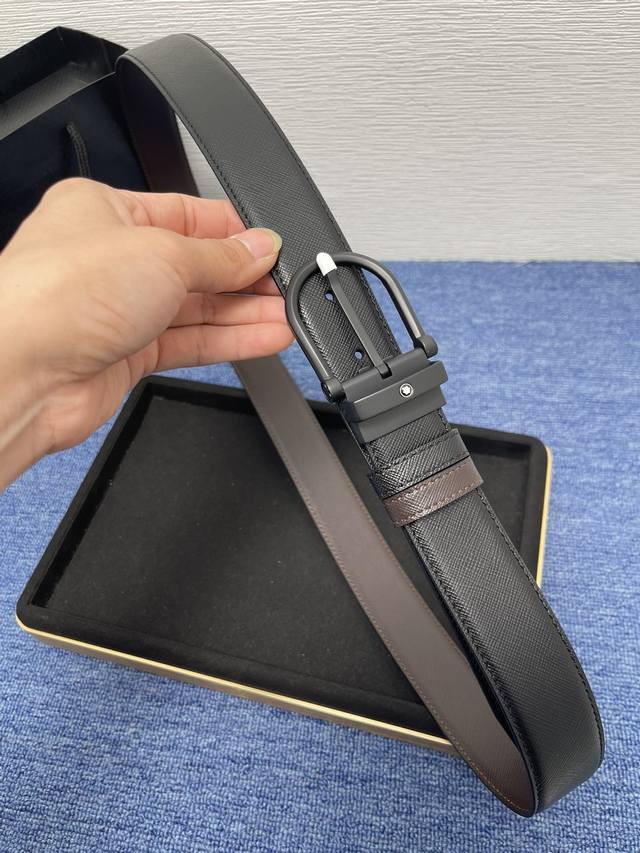 万家 男士真皮腰带 商务休闲奢华大气礼盒套装 顶级材质 匠心智造 100%进口双面头层小牛皮 3.5 Cm标准宽度 精钢真空电镀Logo扣头 纳米镀层防褪色技术
