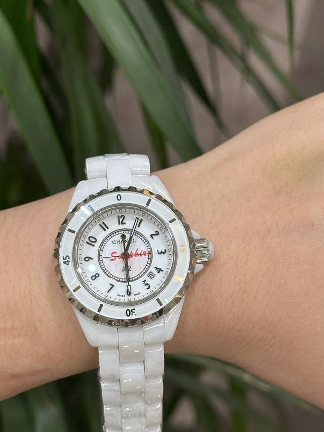 独家实拍图香奈儿 J12 Chanel 瑞士机芯 女士石英腕表