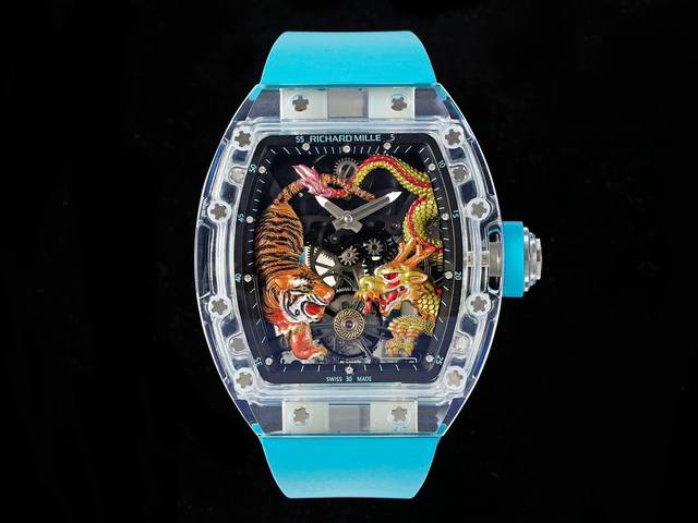 腕间风情．浓郁中国风 』 Rm51-01龙争虎斗陀飞轮腕表 Richard Mille 理查米尔 卧虎藏龙Rm 51-01水晶壳套材质，表壳为酒桶形人造水晶玻璃