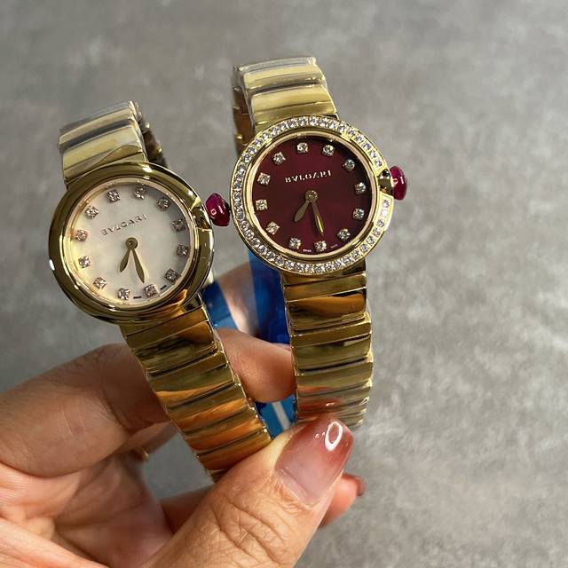 光 钻470Bv小号28Mm Bvlgari 宝格丽 Lvcea系列新款女士腕表，这是女神专属的唯美单品，高贵奢华而内敛，百搭神器又有无限气质高雅，质量更是超强