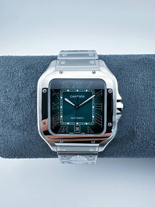 Bv山度士系列Wssa0061 原版定制1847 Mc机芯自动机械机芯 # 采用精钢表壳，渐变烟熏绿表盘，瑞士剑形指针，特别完美，针轴光亮！针轴也是符合瑞士工艺