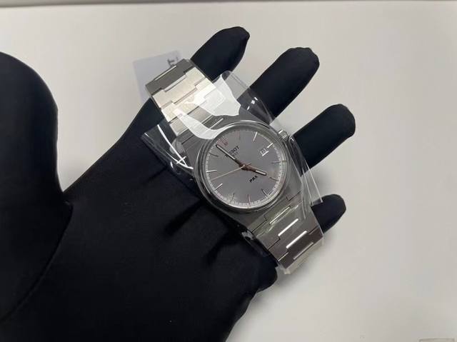 Tissot Battery Movement Mens Watch 天梭超级玩家，石英机芯，男士腕表